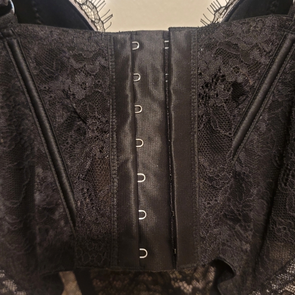Victoria's Secret Corset Pink & Black Lace Bra Top Sexy Shapewear Size Medium DD - Picture 6 of 13